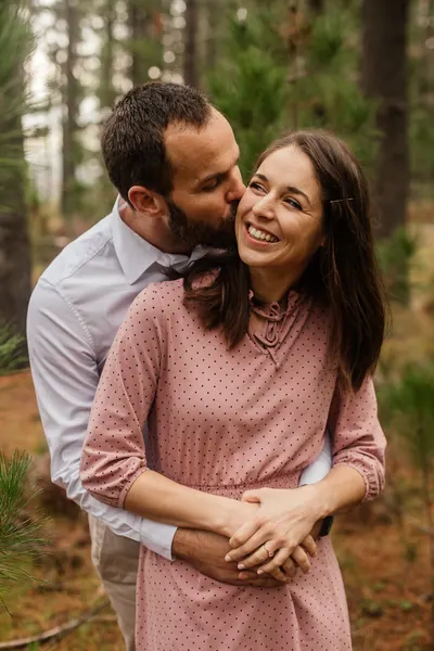 IW and Tarien, engagements shoot, photograph 3 of 12