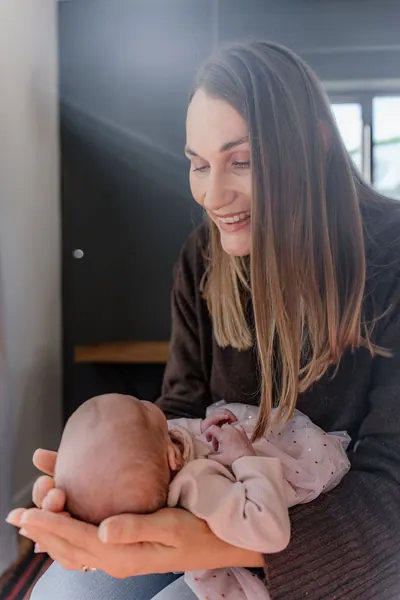 Ella, newborn shoot, photograph 16 of 19
